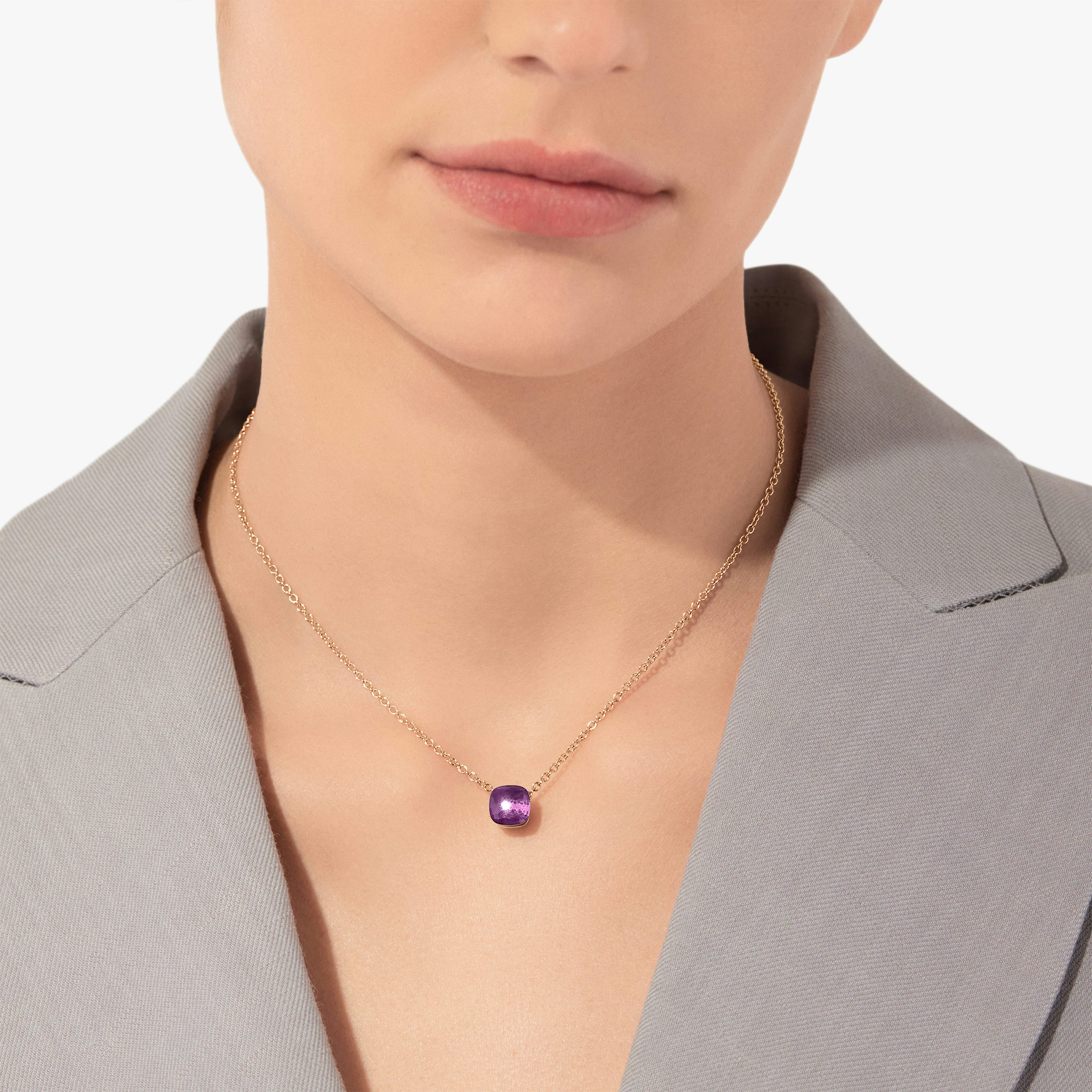 ペンダント ヌード