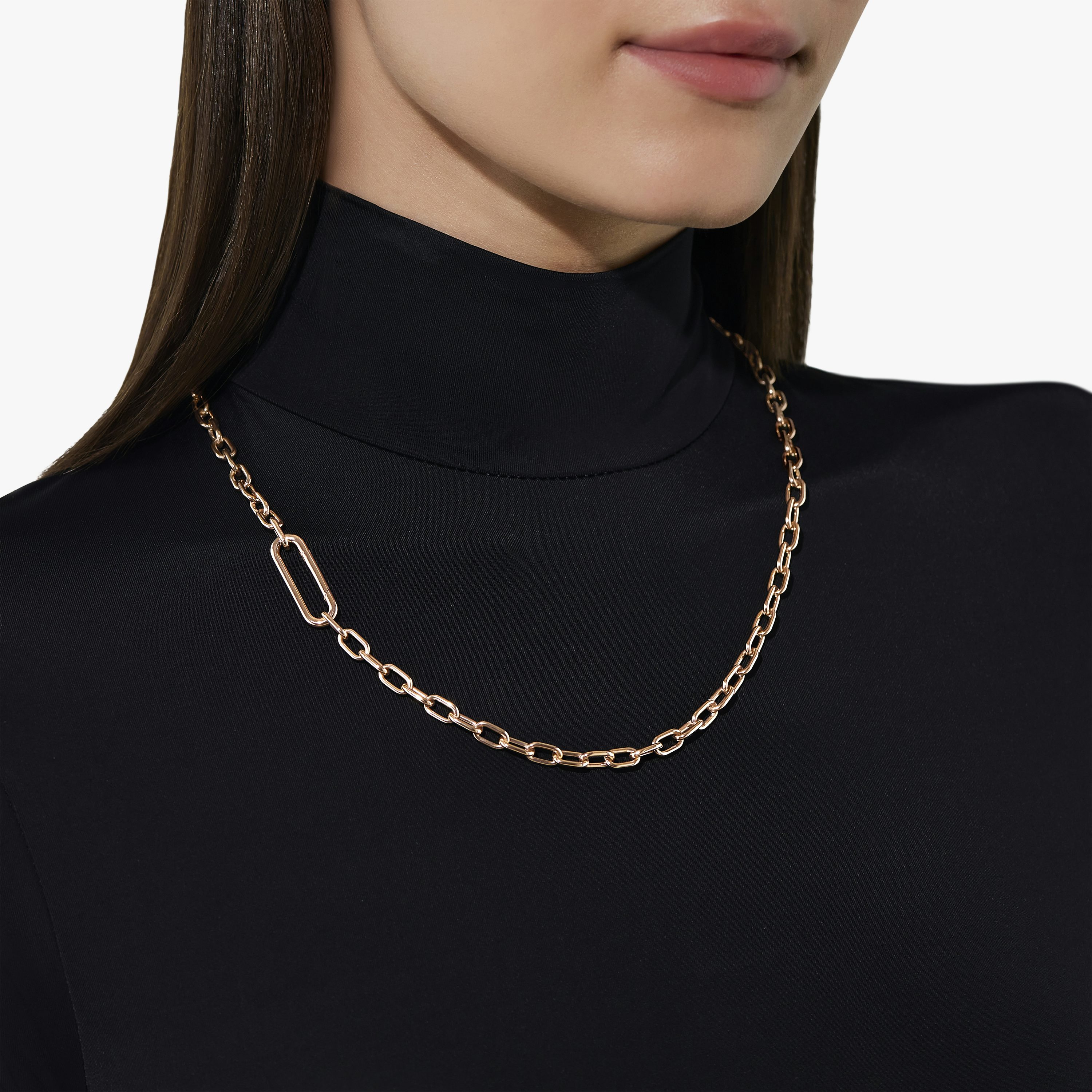 イコニカ」ネックレス