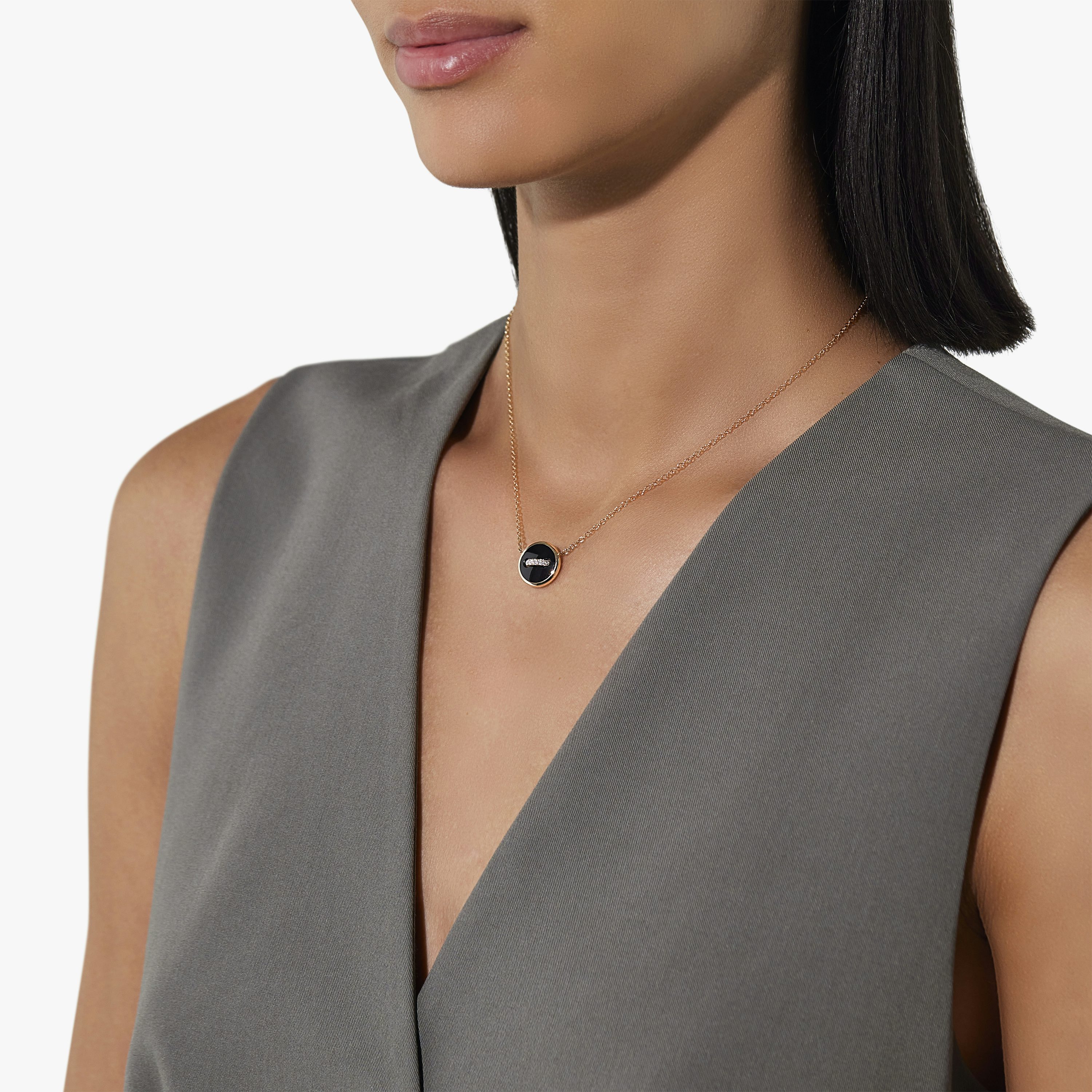 Pom Pom Dot」ペンダント付きネックレス