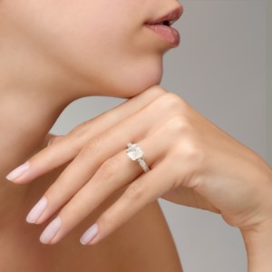 Anello Nudo Petit - Oro Rosa 18kt, Oro Bianco 18kt, Topazio Bianco, Diamante